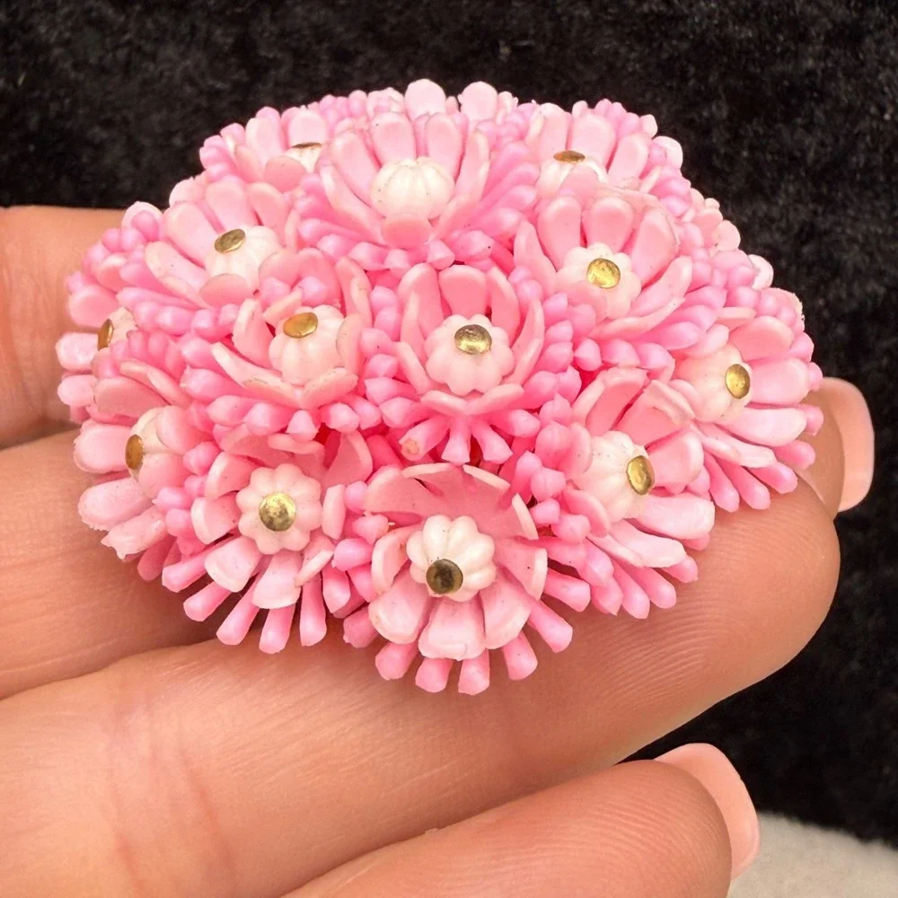 Vintage Flower Brooch Pink Dome